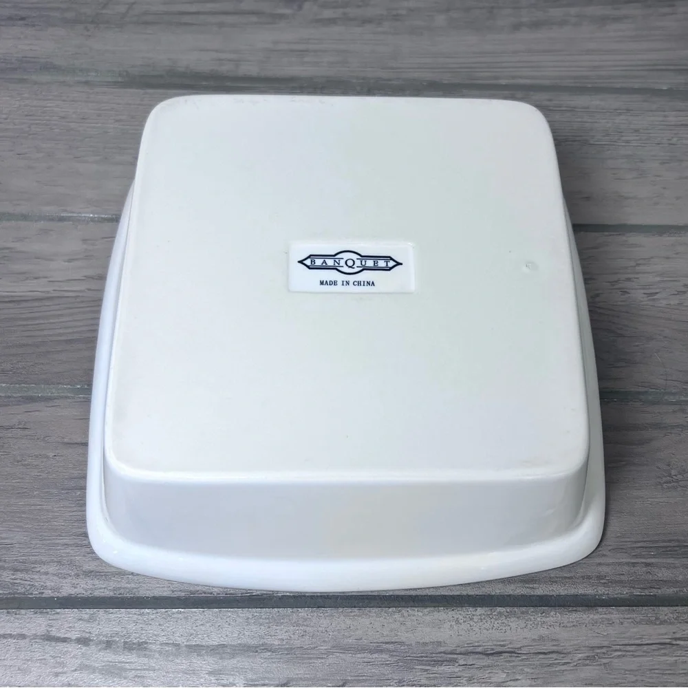 Banquet White Ceramic Casserole Baking Dish with Lid &‎ Scrollwork Metal Stand